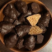 Арахис в карамели и шоколаде